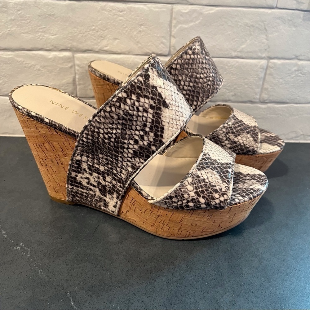 Nine West sz 8.5 Larysa python print strappy platform wedge sandals - Picture 2 of 11